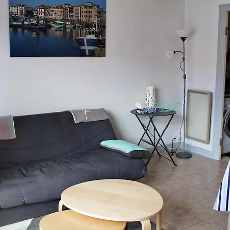 4 Pieces Plage A Pied Terrasse * 생장드루즈